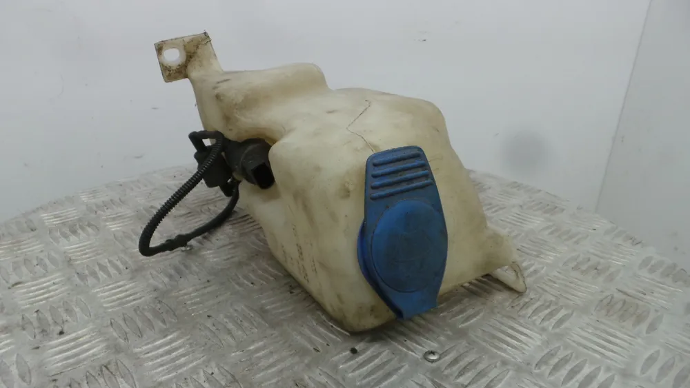 Windshield washer tank