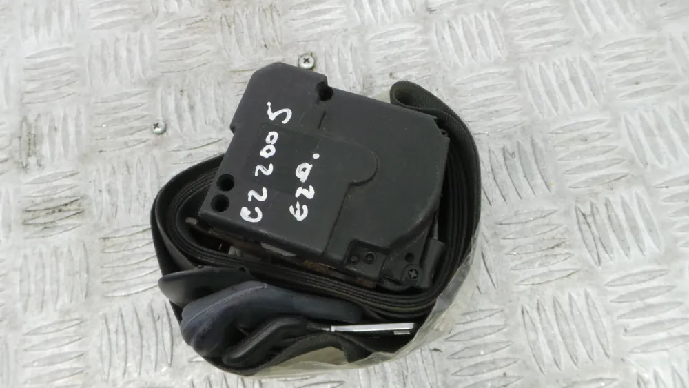 Ceinture avant gauche
