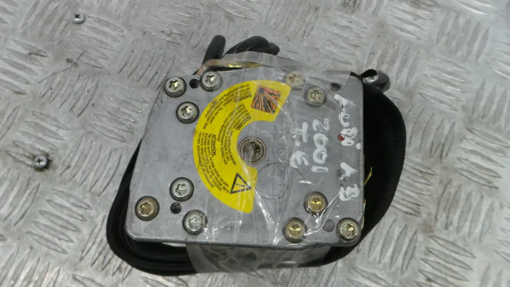 Ceinture arrière gauche