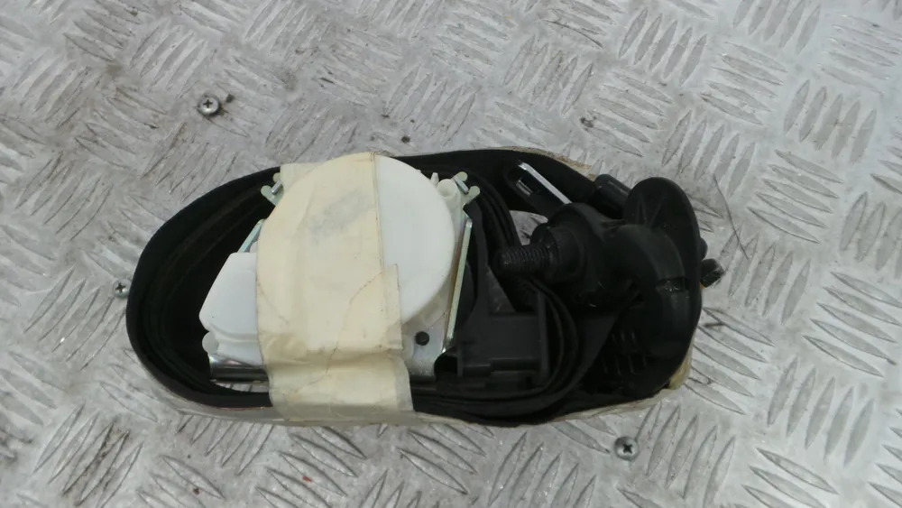 Rechts front seatbelt
