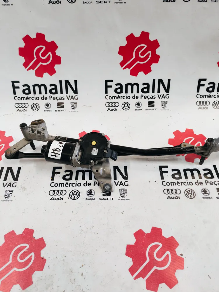 Front Wiper Motor
