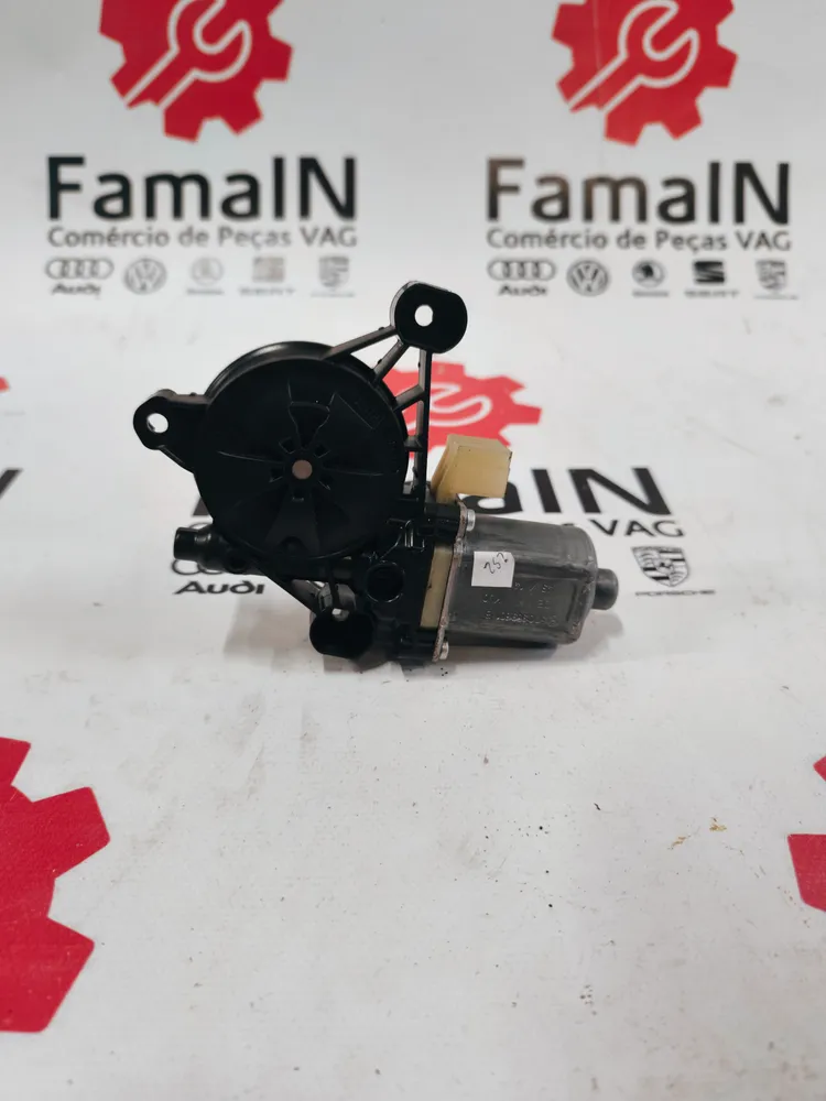 Front Right Door Window Regulator Motor
