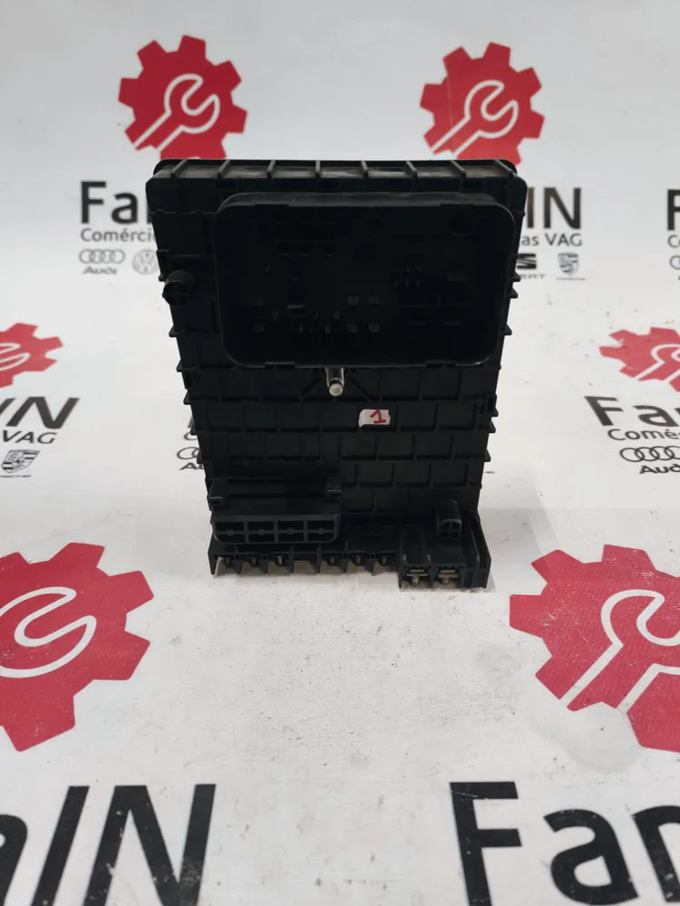 Fuse box / SAM / BSI