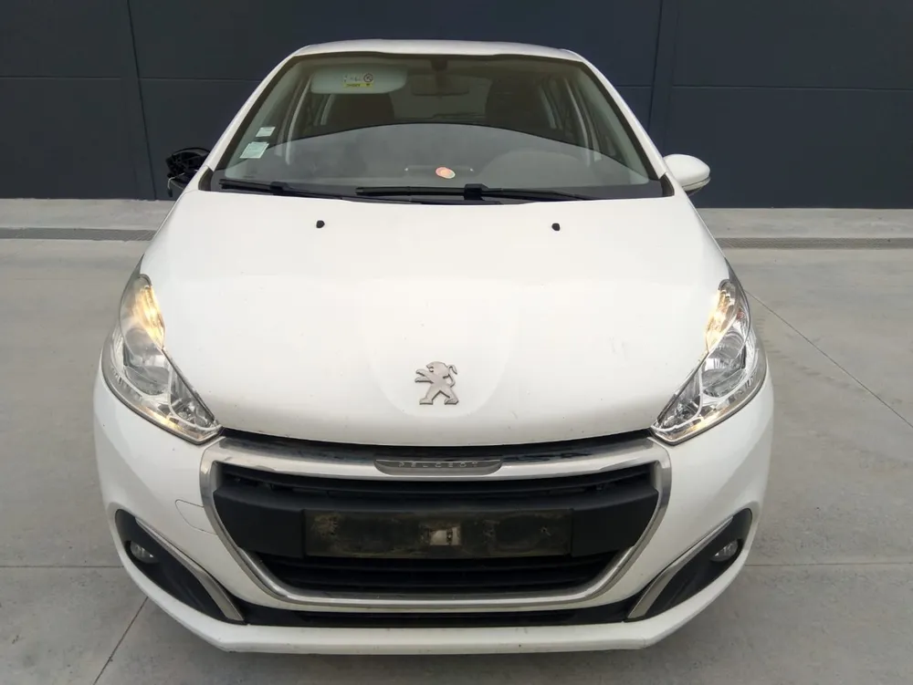 PEUGEOT 208 I