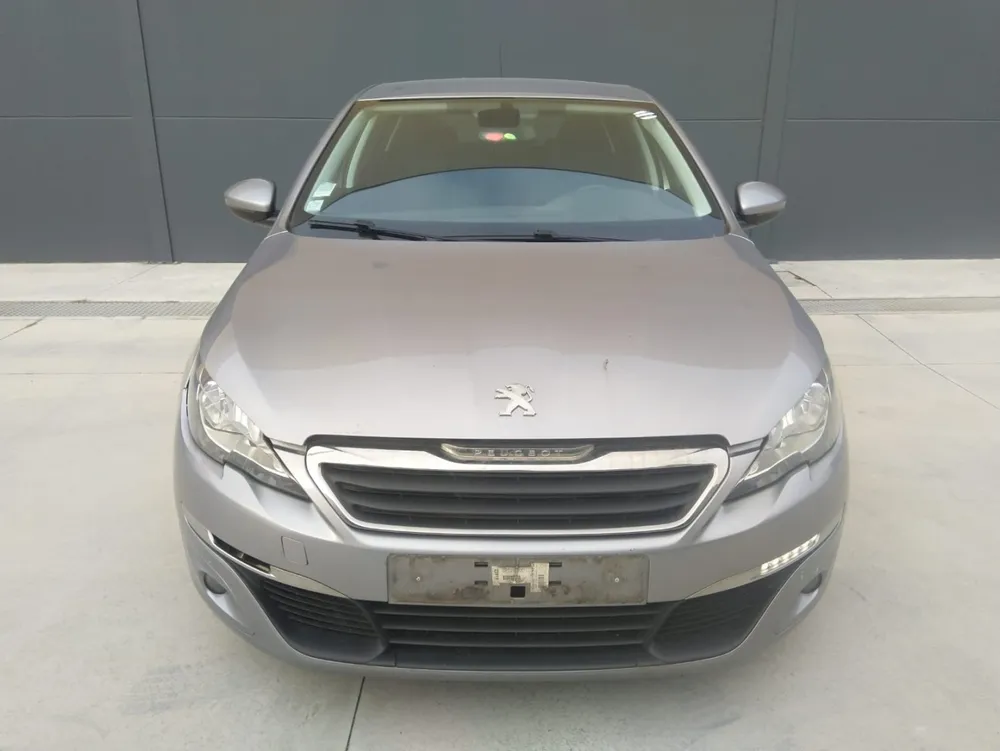 PEUGEOT 308 II