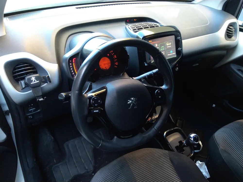 PEUGEOT 1.0 VTi (51 kW / 69 hp) [05.2014 - ...] (2015)