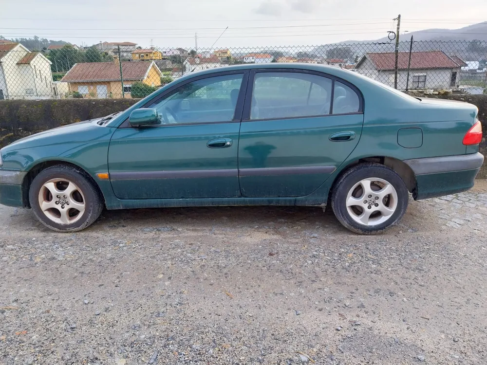 TOYOTA TOYOTA AVENSIS