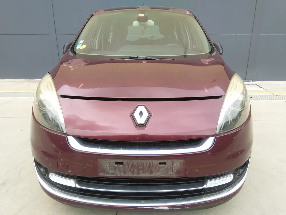 RENAULT GRAND SCÉNIC III