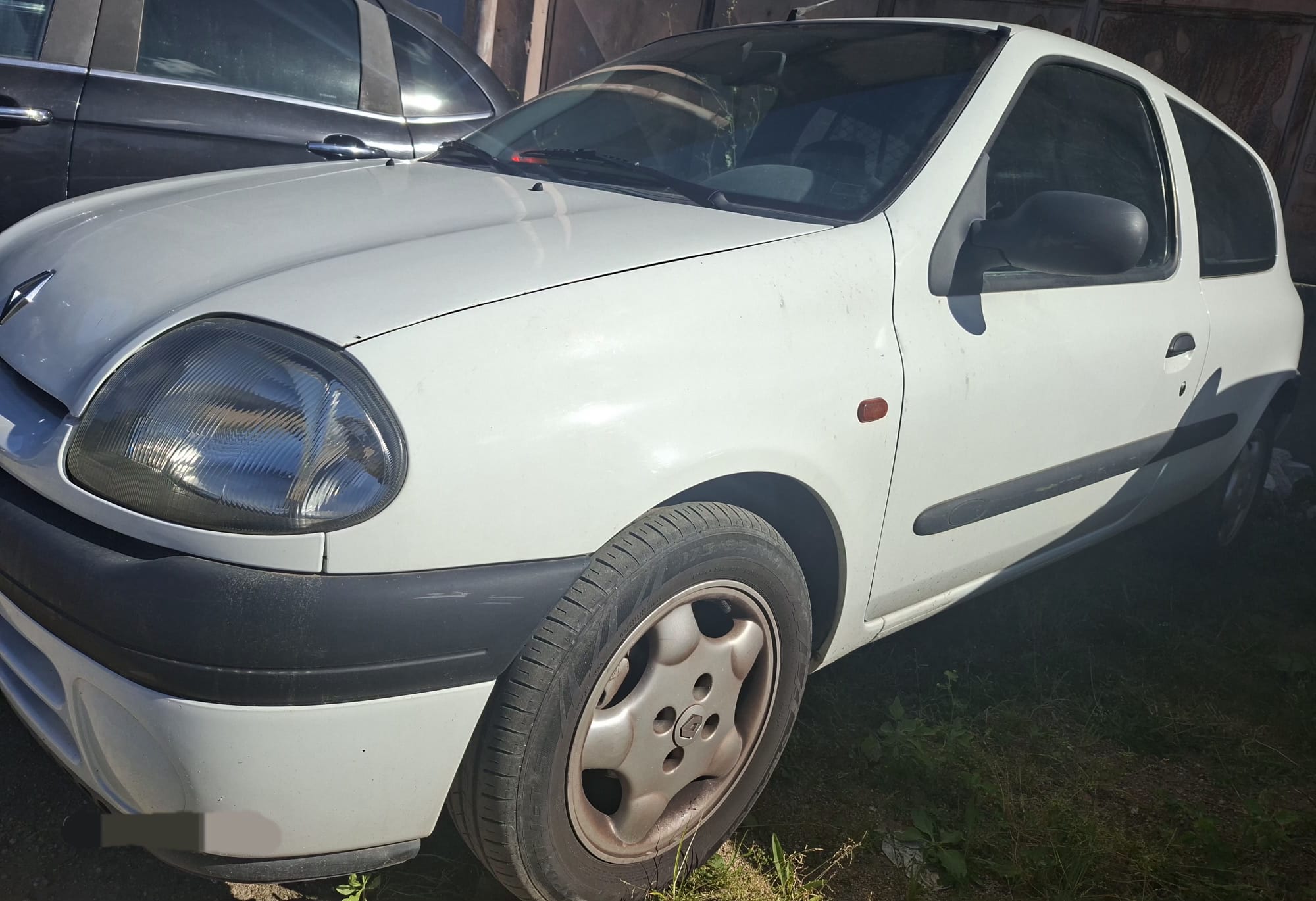 RENAULT CLIO II Caixa/parte traseira inclinada