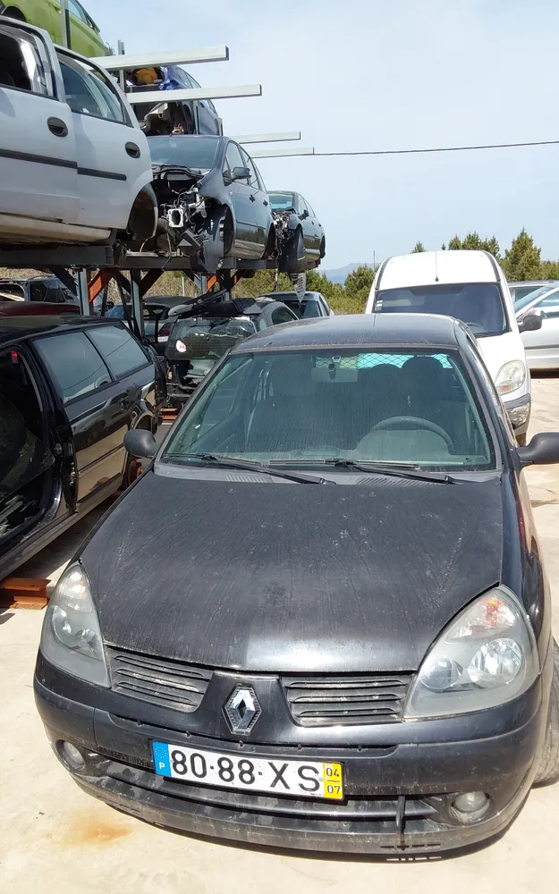 RENAULT CLIO II Caixa/parte traseira inclinada