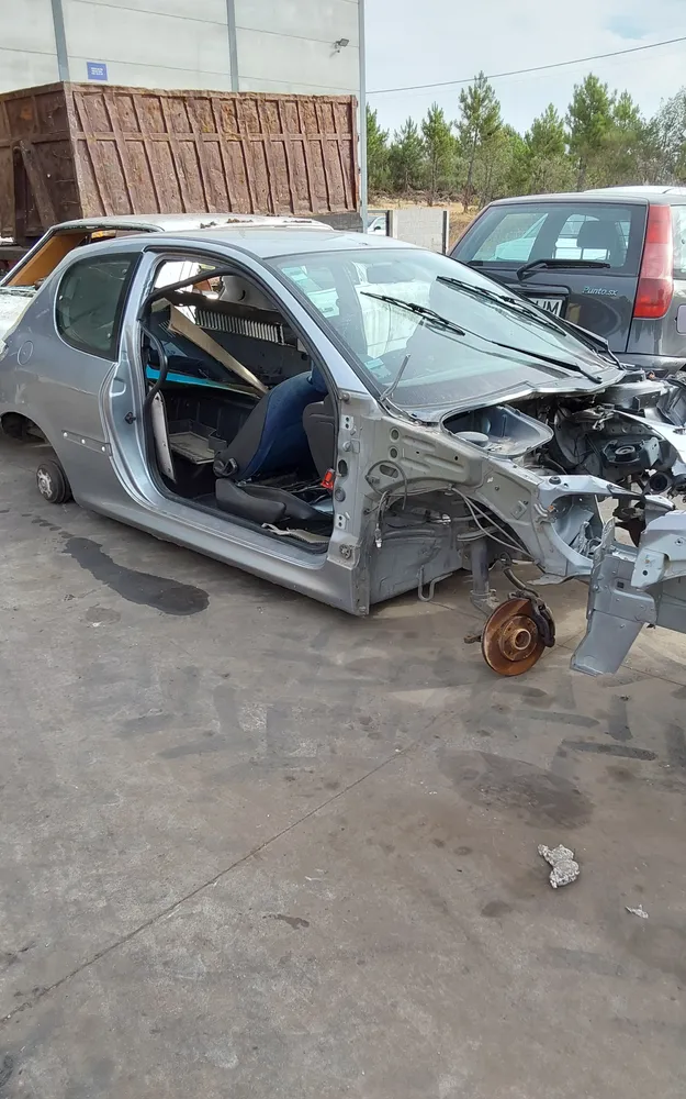 PEUGEOT 206 Hatchback