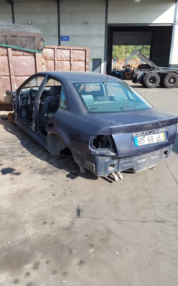 AUDI A4 B5