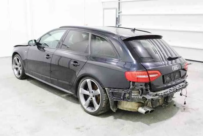 AUDI A4 B8 Avant