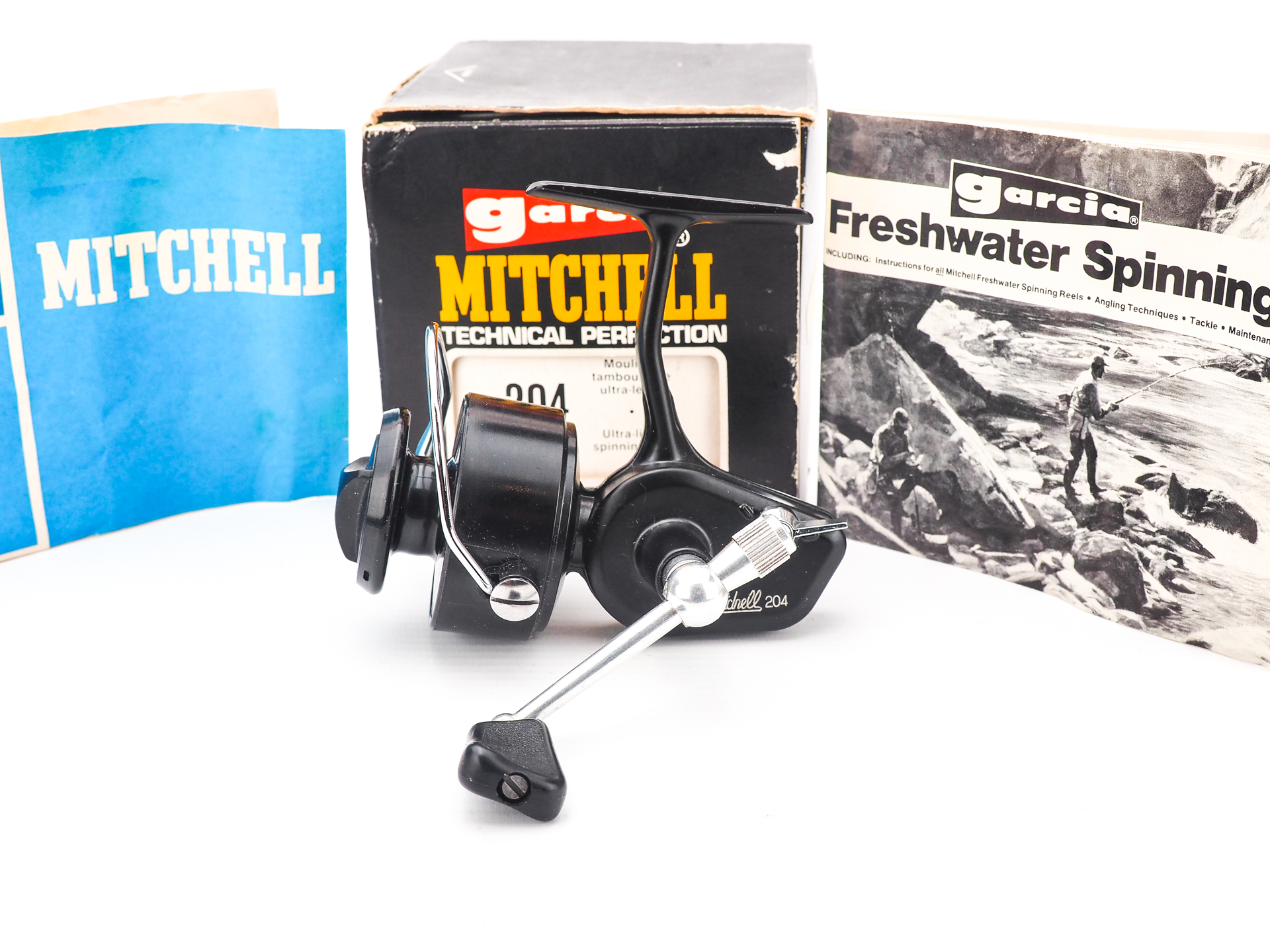 BOXED – MITCHELL 204 FIXED SPOOL REEL – Vintage Fishing Tackle