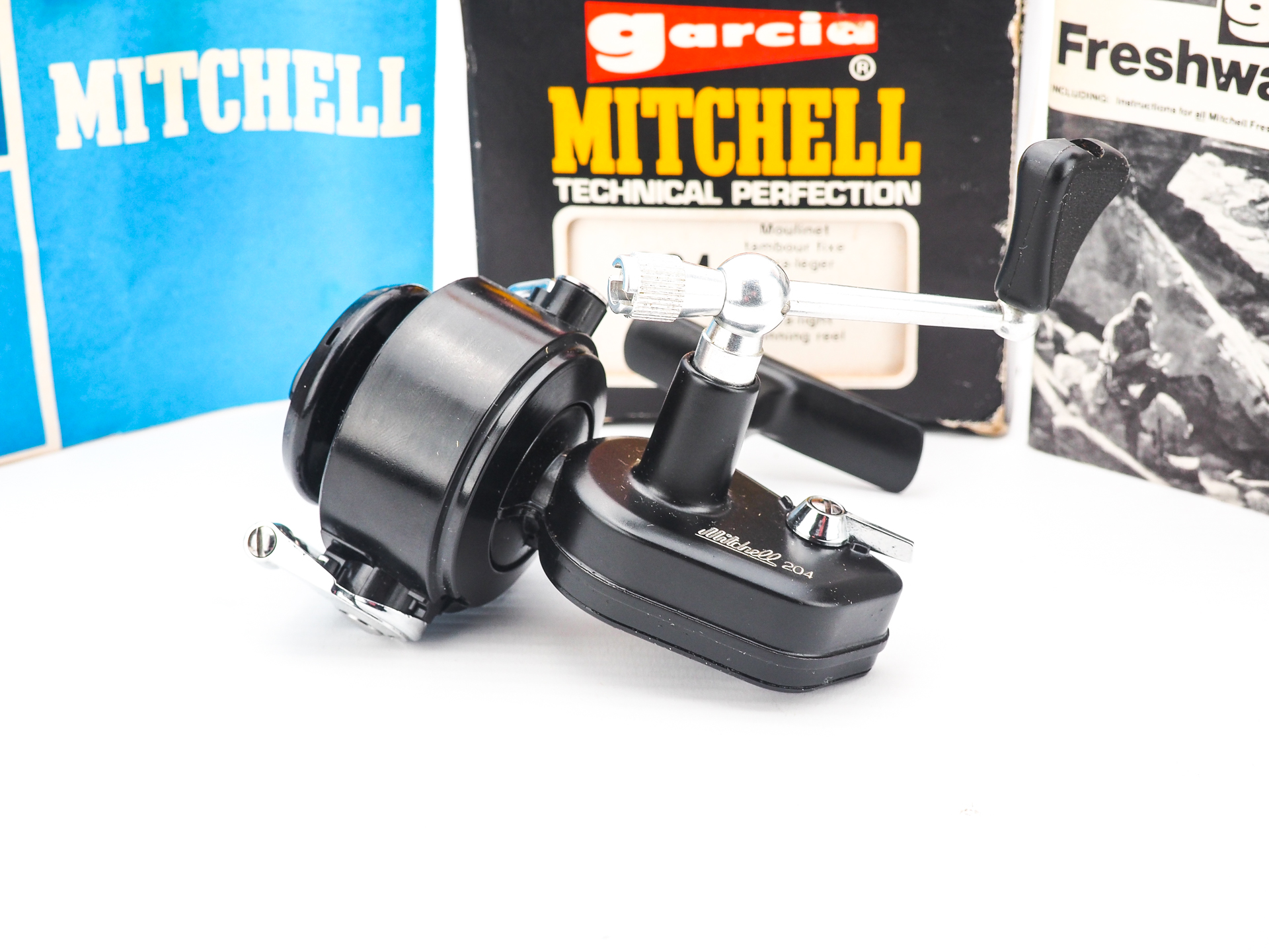 BOXED – MITCHELL 204 FIXED SPOOL REEL – Vintage Fishing Tackle