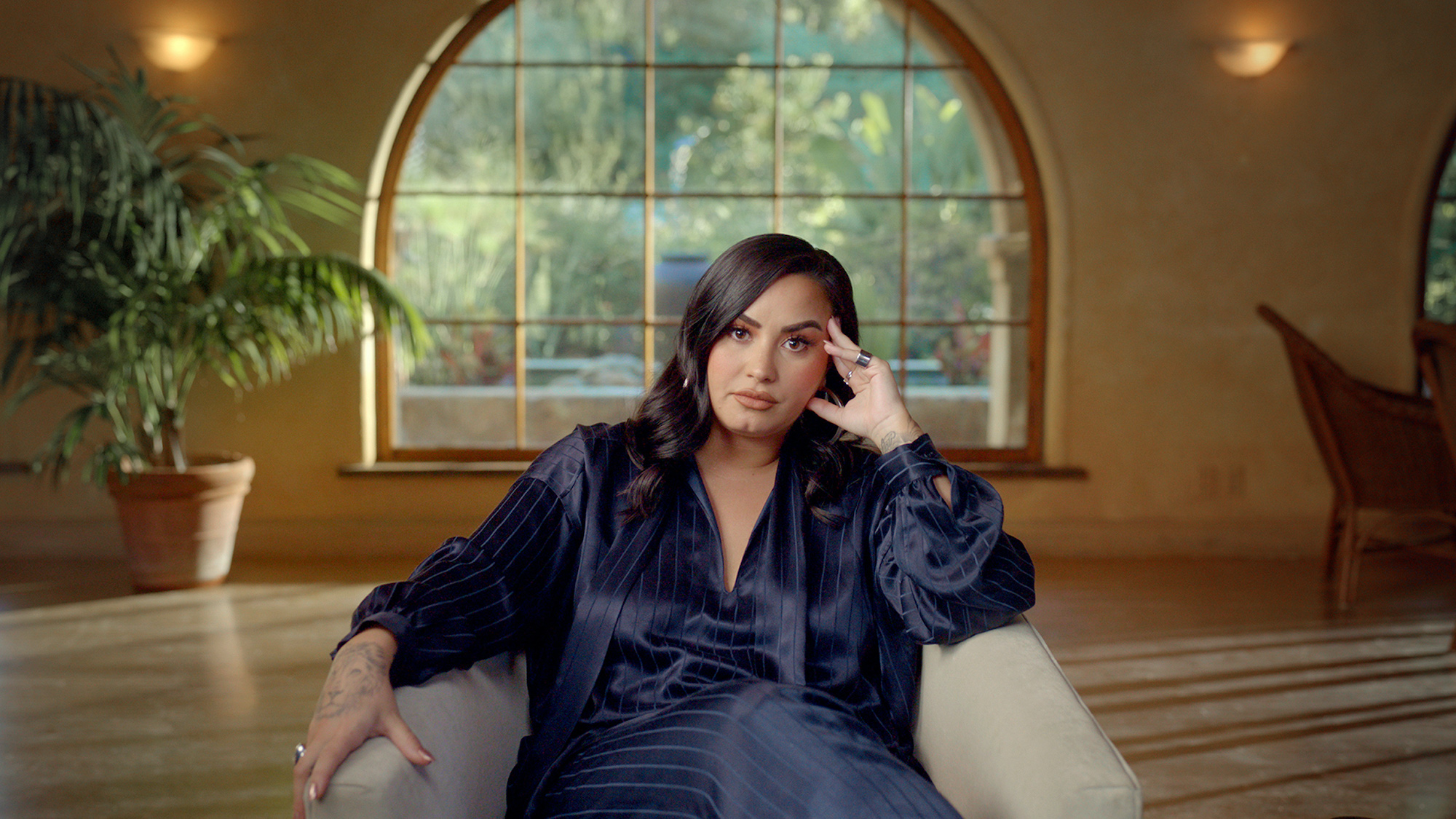 Demi Lovato Drops The First Two Episodes Of Dancing With The Devil demi-lovato-drops-the-first-two-episodes-of-dancing-with-the-devil