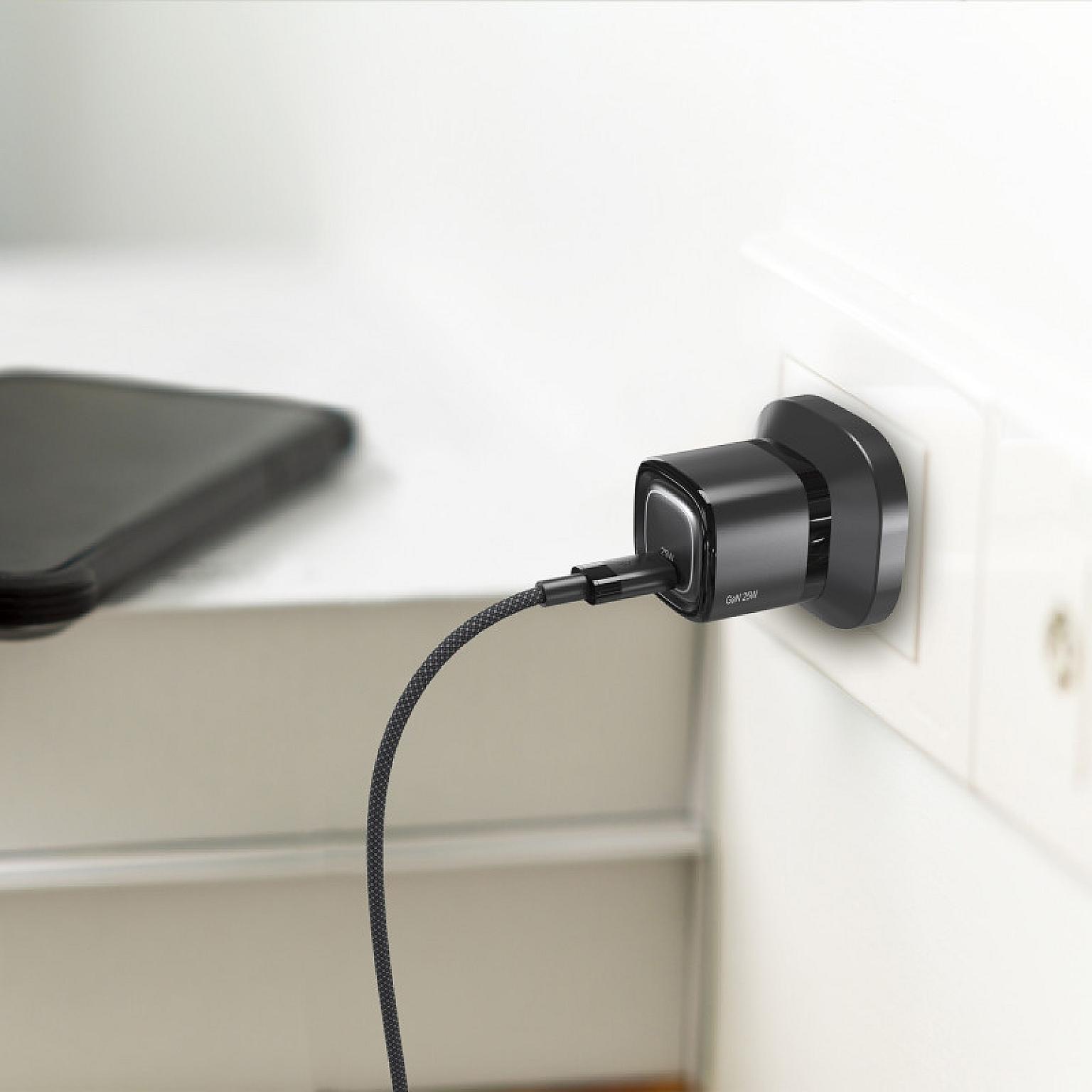 25W Single USB-C Charging Kit with USB-C to USB-C Cable (Gan III)