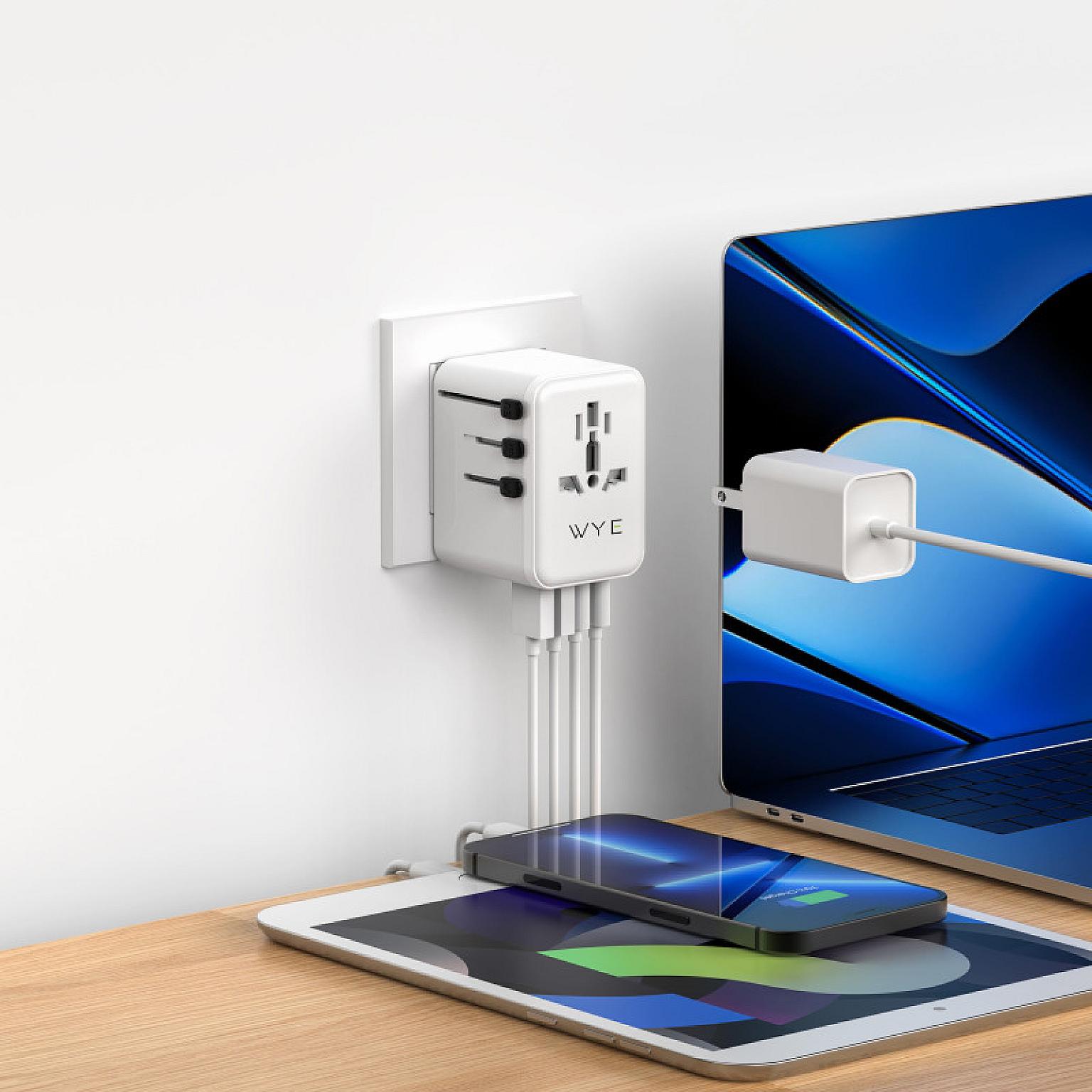 25W Universal Travel Adaptor