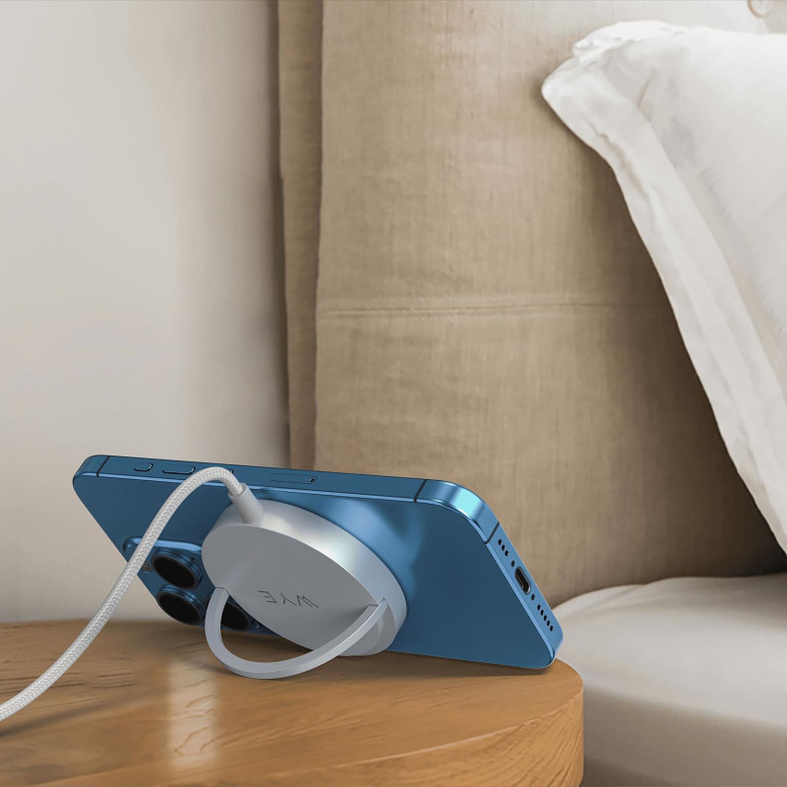 FluxPro Magnetic Wireless charger