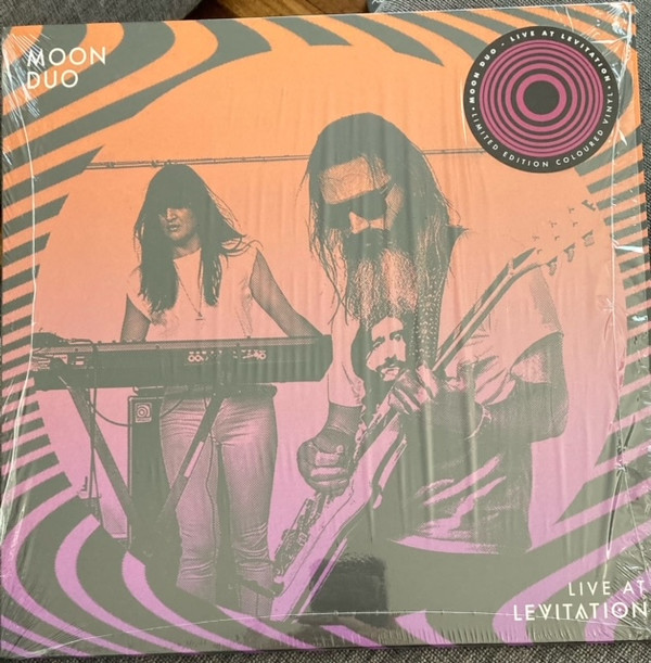 MOON DUO — LIVE AT LEVITATION