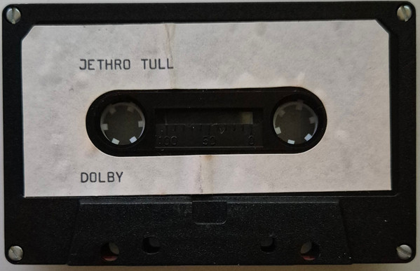 JETHRO TULL — BROADSWORD AND THE BEAST