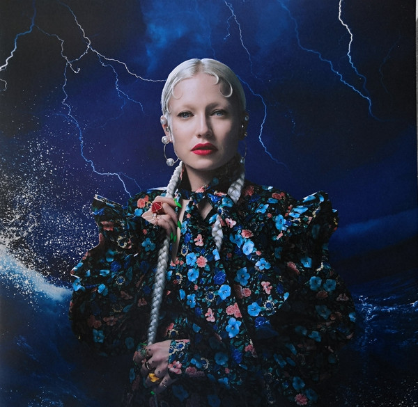 CHISU — MOMENTUM 123