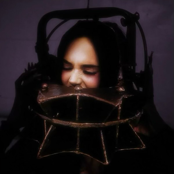 Maggie Lindemann — HEADSPLIT