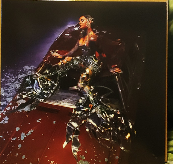 KEHLANI — CRASH