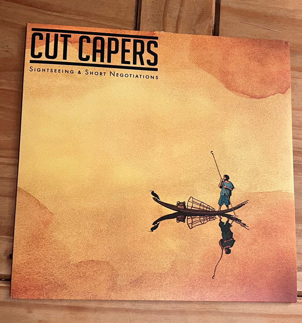 CUT CAPERS — SIGHTSEEING & SHORT