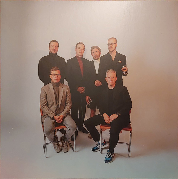 SUNTURNS — CHRISTMAS III