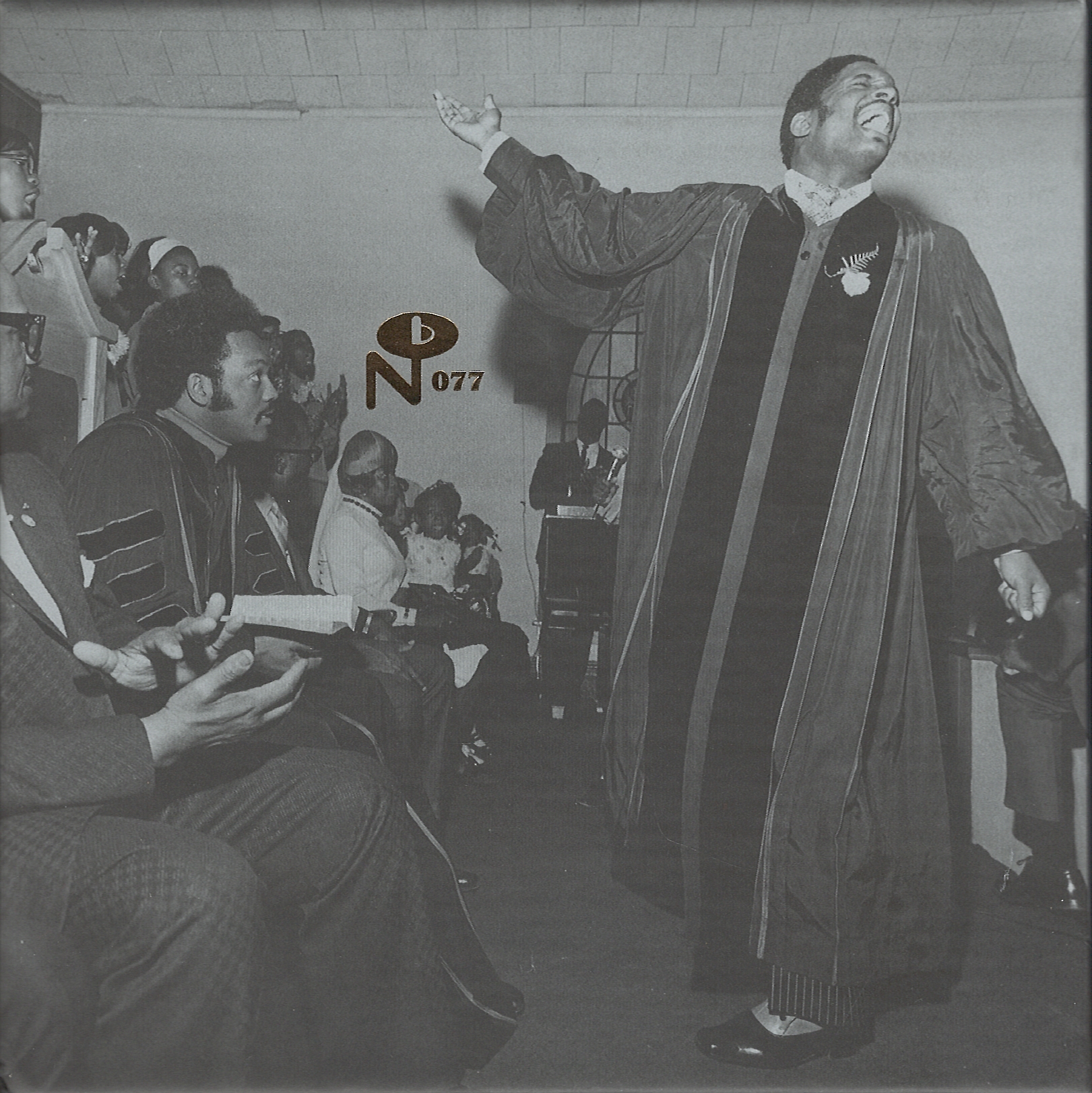PASTOR T.L. BARRETT & THE YOUTH FOR CHRIST CHOIR — I SHALL WEAR A CROWN