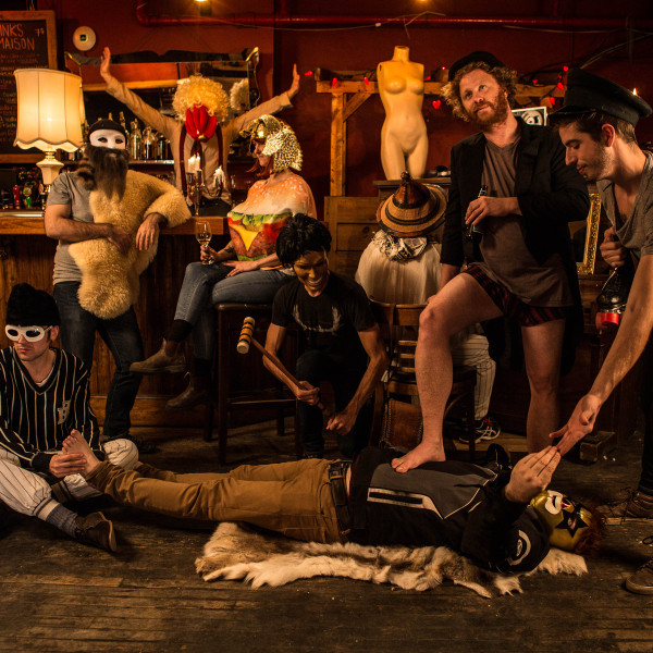 DATA BASS — Mixed Messages (Feat. Sophie Barker)