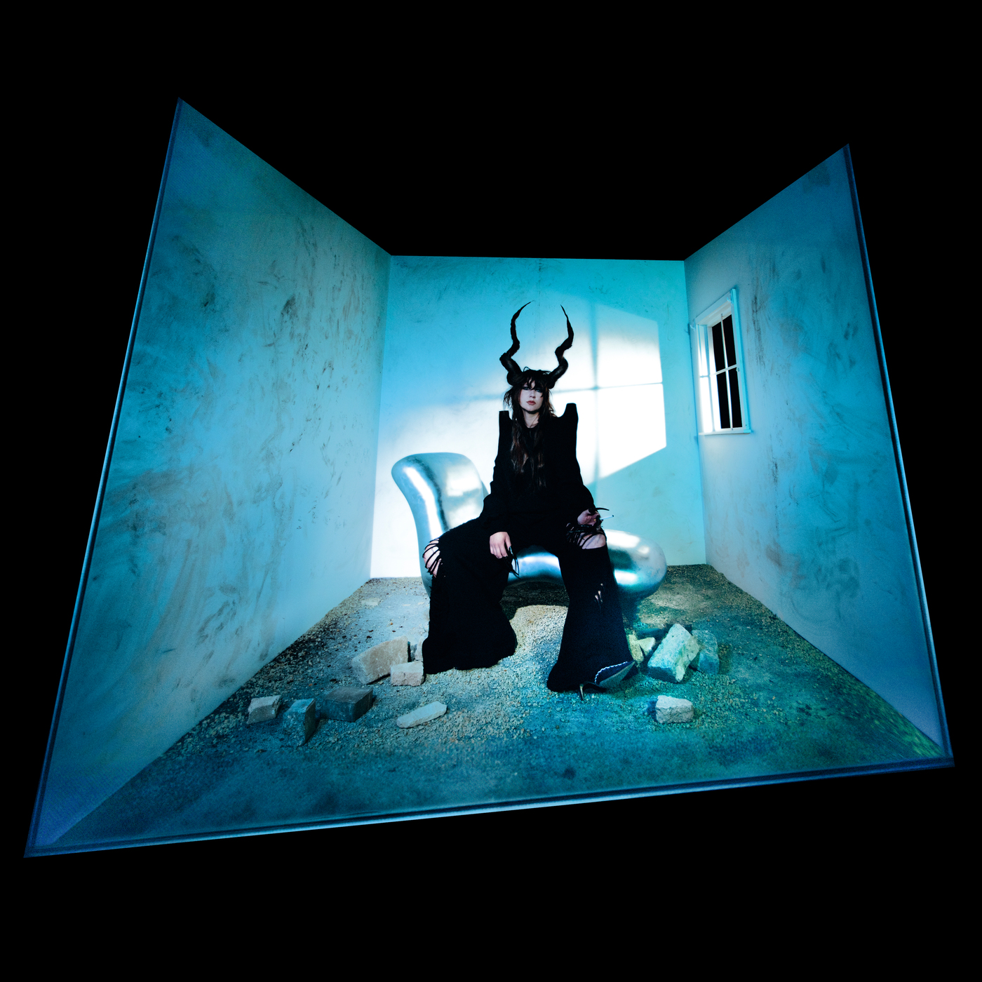 CIRCUIT DES YEUX — HALO ON THE INSIDE