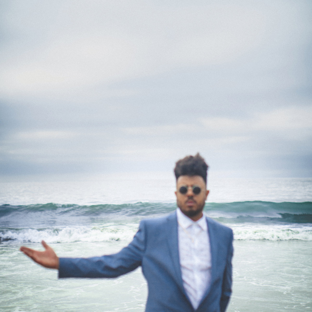 BLU — COLOR BLU(E)