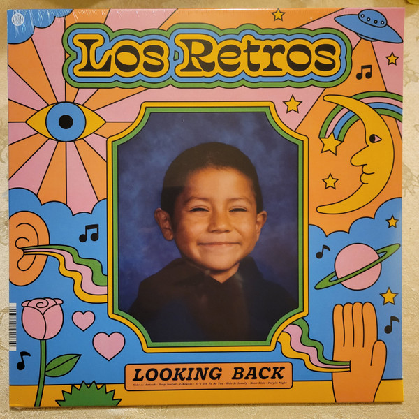 LOS RETROS — LOOKING BACK