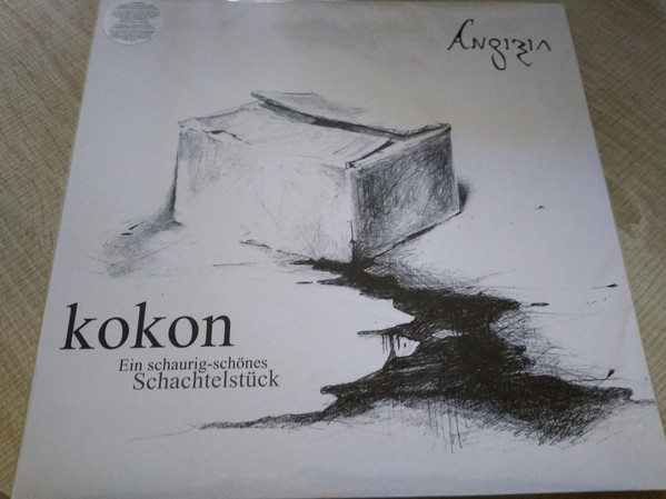 ANGIZIA — KOKON. EIN SCHAURIG-SCHONES SC
