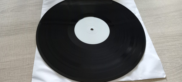 KALT VINDUR — MAGNA MATER