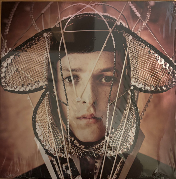 TOTALLY ENORMOUS EXTINCT DINOS — TROUBLE