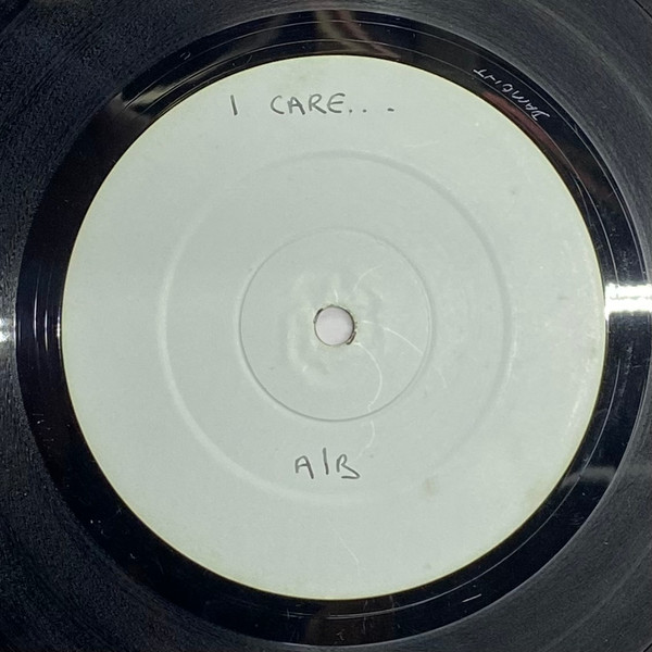 APHEX TWIN — I Care Because You Do