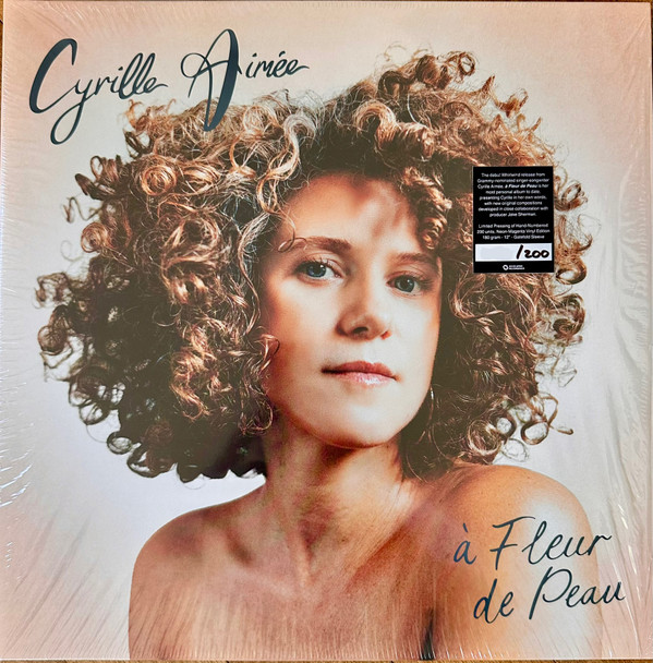 CYRILLE AIMEE — A FLEUR DE PEAU